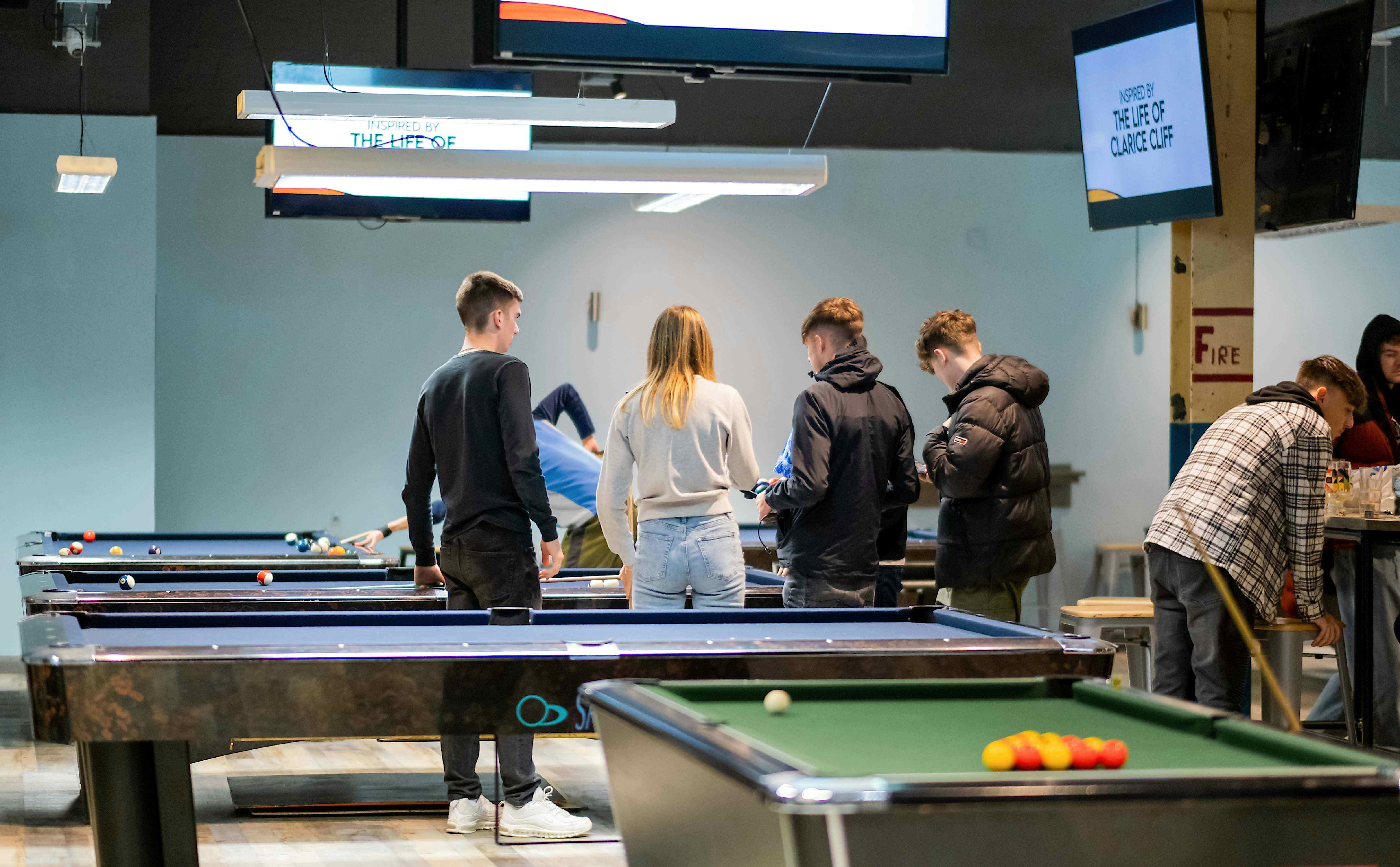 Hire Shooters Rack 'n' Roll Sports Bar , Bierkeller & Shooters Rack 'N